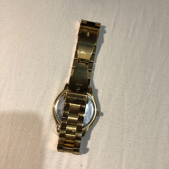 Michael Kors gold watch - Picture 1 of 2